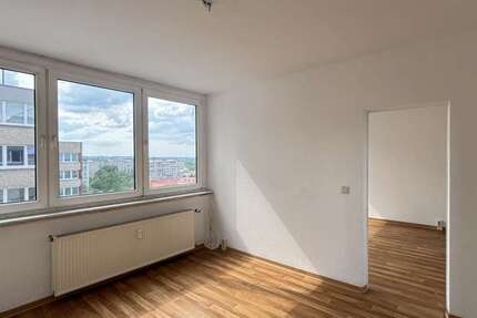 Wohnung Frankfurt (Oder) - 2 Zimmer, 53 m&sup2;, 292&euro; | Angebot:26995399