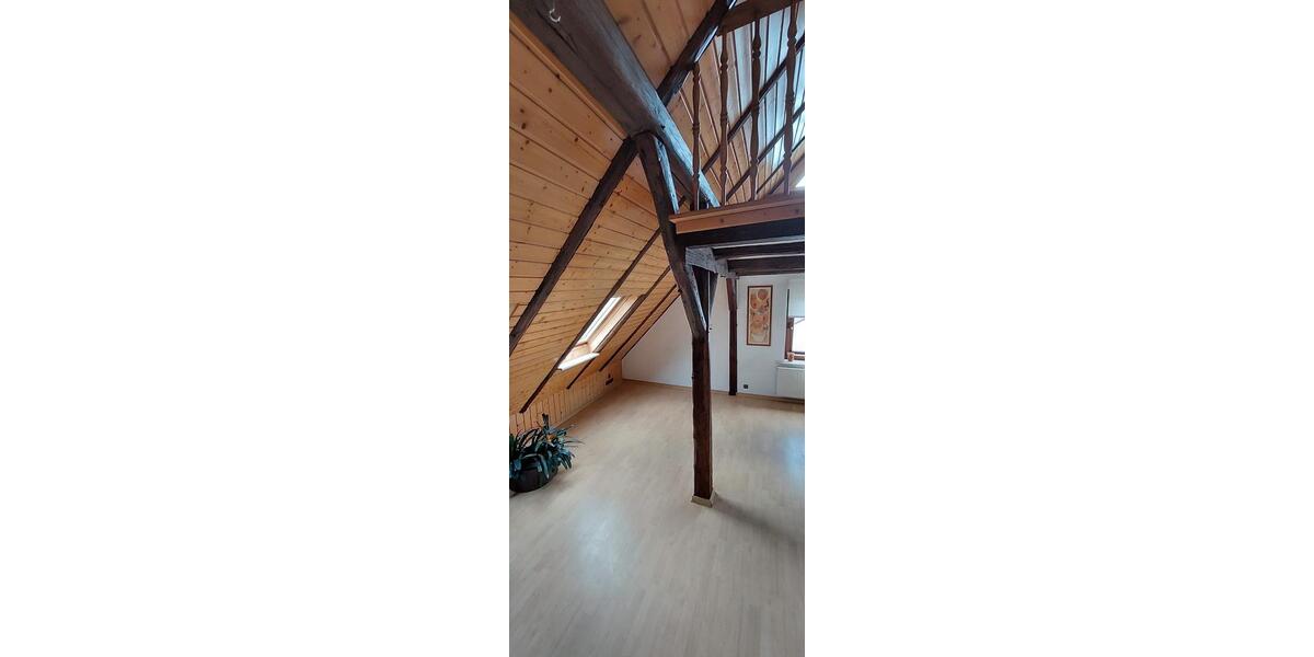 Einfamilienhaus Emmerthal - 13 Zimmer, 290 m&sup2;, 275.000&euro; | Angebot:26416226