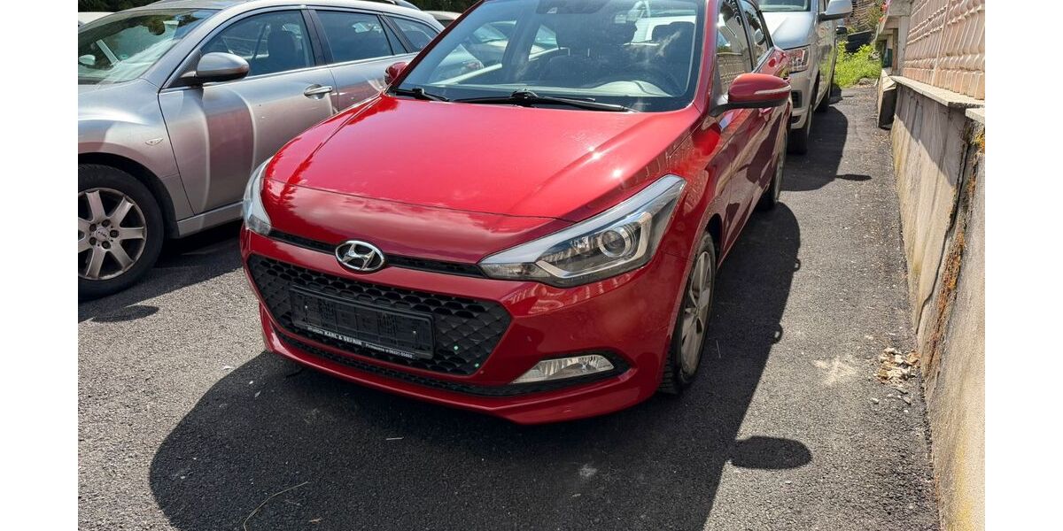 Hyundai i20 195.398 km 5.900 &euro; Dreisen 67816