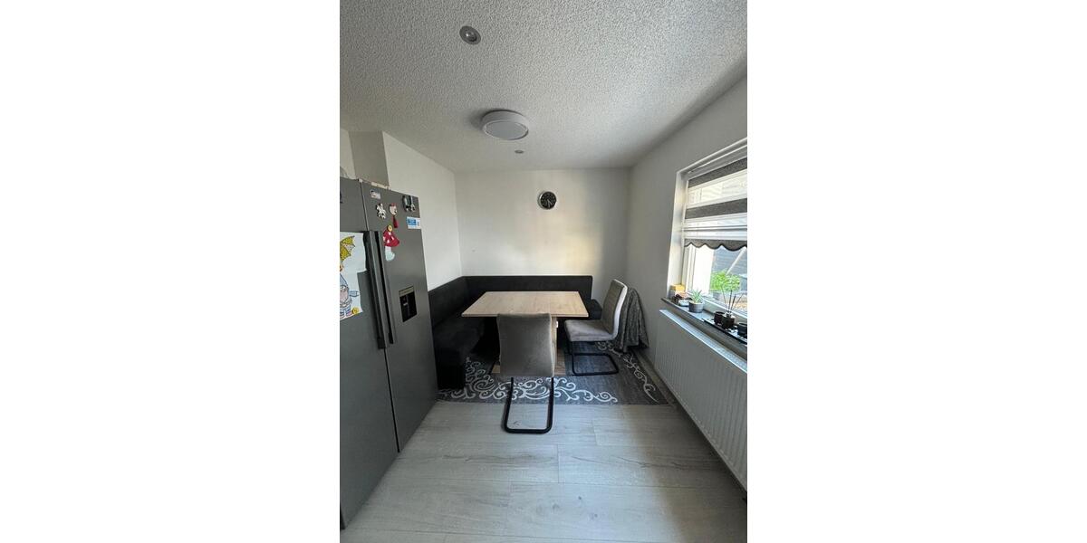 Reihenhaus Landau an der Isar - 5 Zimmer, 180 m&sup2;, 385.000&euro; | Angebot:25783224