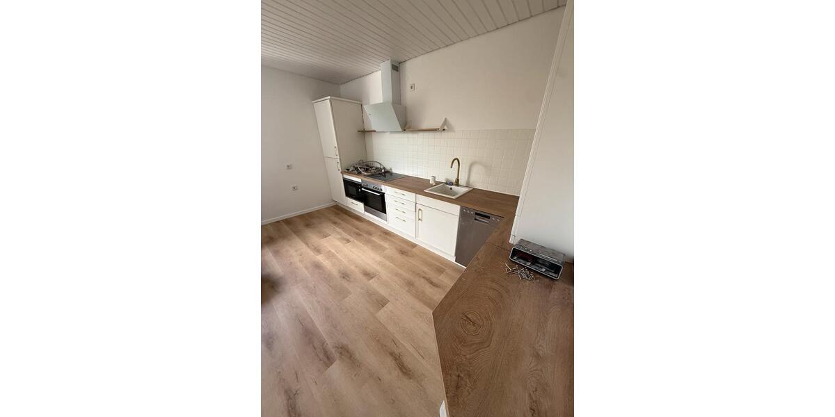 Dachgeschoßwohnung Arnsberg Oeventrop - 4 Zimmer, 90 m&sup2;, 940&euro; | Angebot:26414773