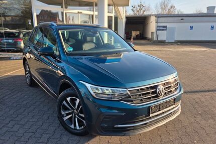 VW Tiguan 95.000 km 23.450 &euro; Salzkotten 33154