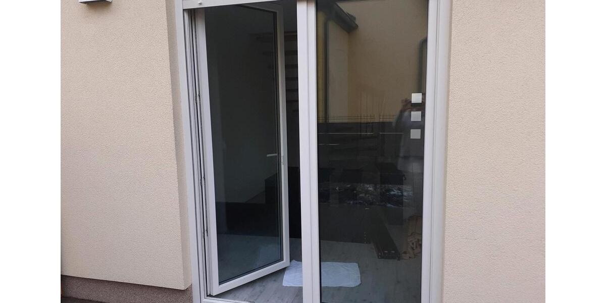 Doppelhaushälfte umgeben von vielen Seen 2.5 zimmer