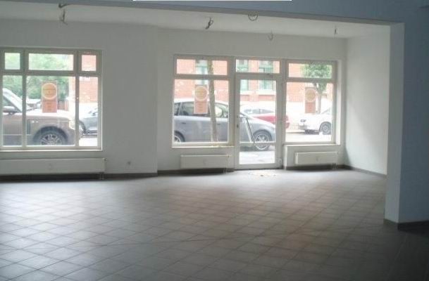 Attraktive Büro oder Ladenfläche in Zwickau - Mehrfamilienhaus, Wohnhaus Zwickau | Angebot:25907104