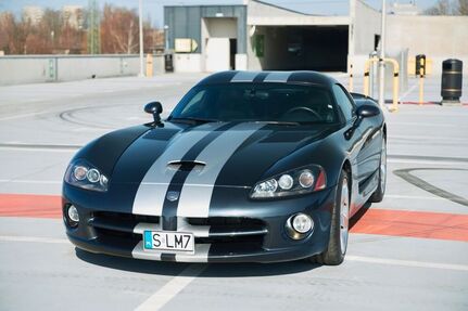 Dodge Viper