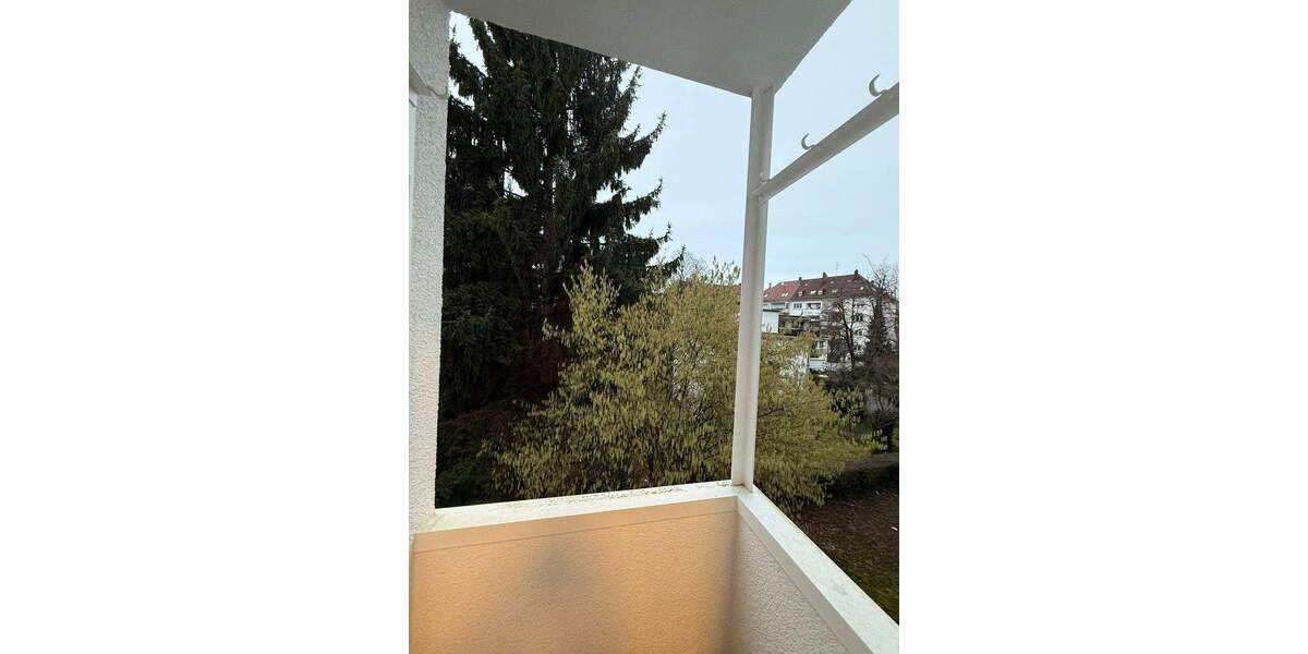 Etagenwohnung Stuttgart Bad Cannstatt - 3 Zimmer, 51 m&sup2;, 1.100&euro; | Angebot:25052154