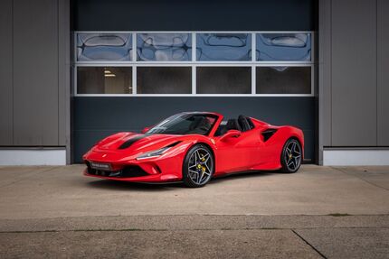 Ferrari F8 23.500 km 336.850 &euro; Ebern 96106