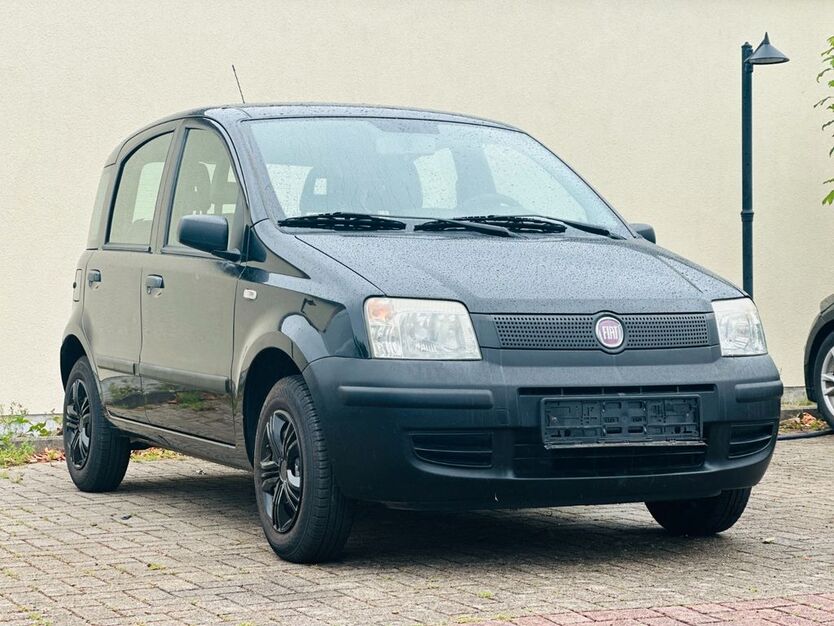Fiat Panda 78.000 km 2.499 € Au am Rhein 76474
