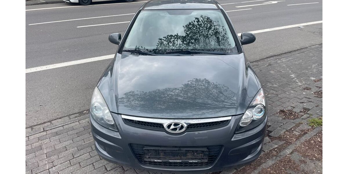 Hyundai i30 204.500 km 2.000 &euro; Netphen 57250