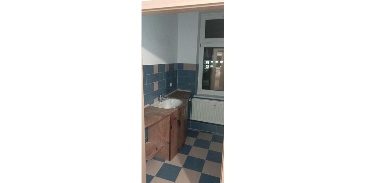 Dachgeschoßwohnung Güstrow - 3 Zimmer, 76 m&sup2;, 417&euro; | Angebot:24441507