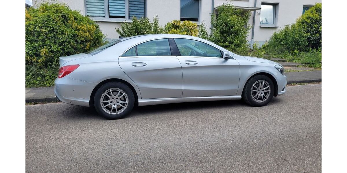 Mercedes-Benz CLA 200 70.000 km 16.800 &euro; Köln 50997