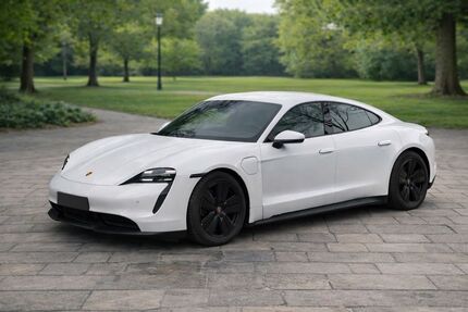 Porsche Taycan 32.000 km 56.900 &euro; Hamburg 21035