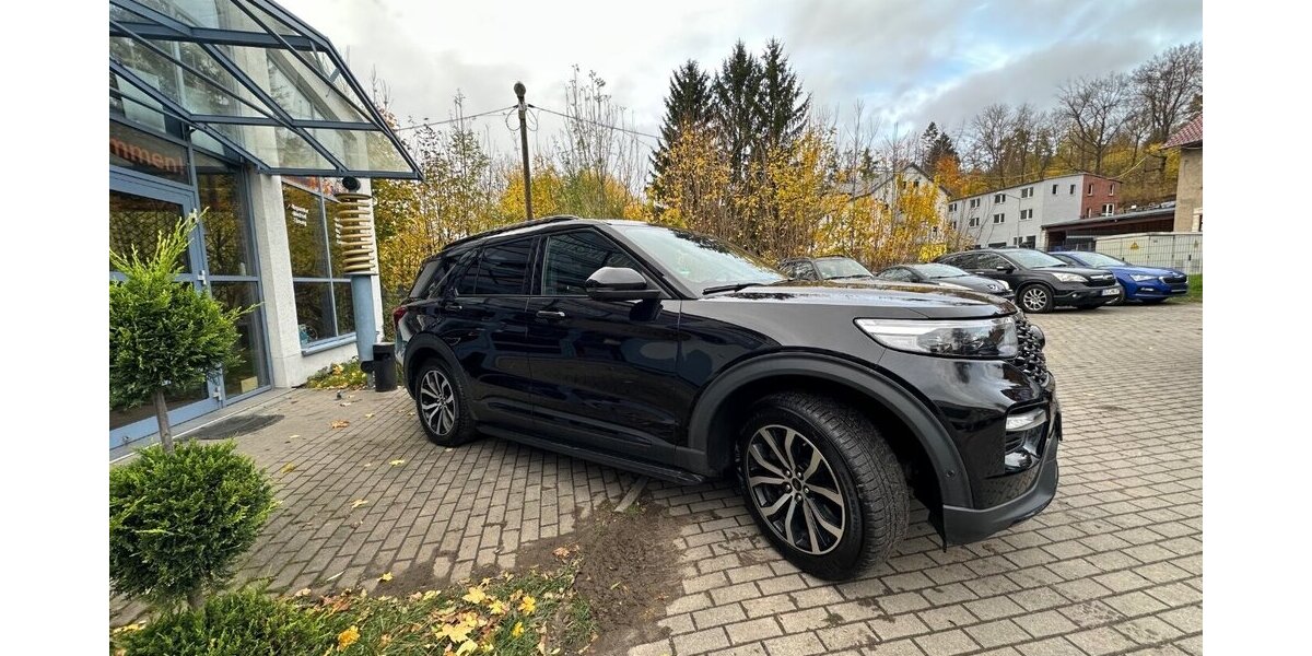 Ford Explorer 3.0 Plug-in-Hybrid 4x4 ST-Line 156.000 km 32.500 &euro; Rudolstadt 07407