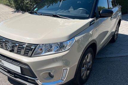 Suzuki Vitara 68.000 km 16.900 &euro; München 81377