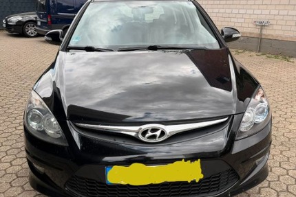 Hyundai i30 204.235 km 2.300 &euro; Euskirchen 53879