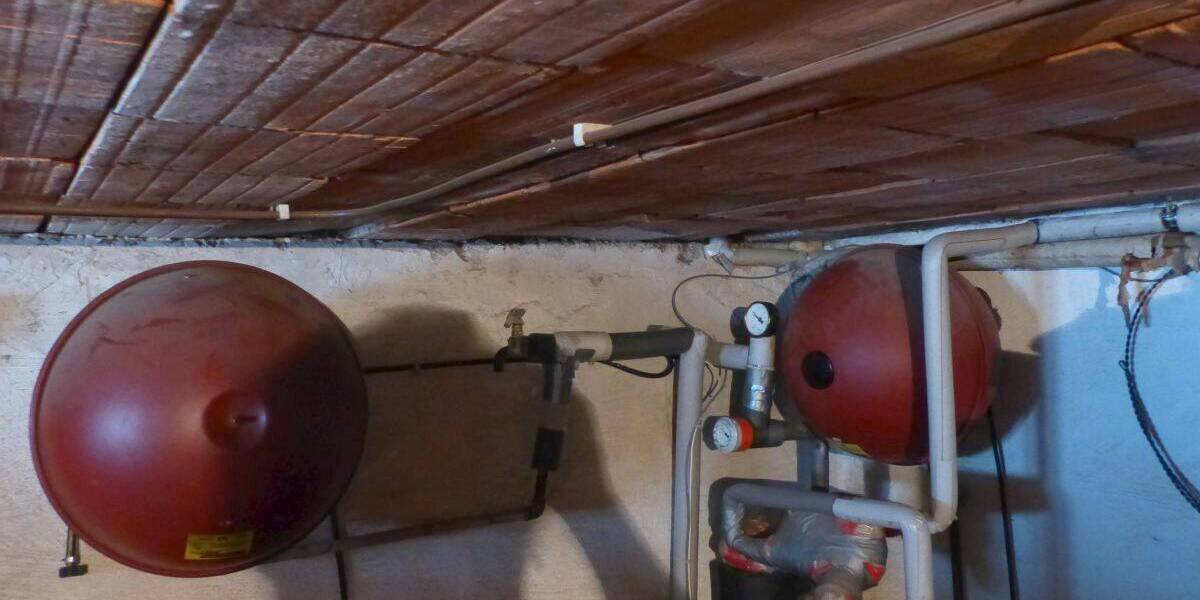 Einfamilienhaus Grünberg Stangenrod - 1 Zimmer, 260 m&sup2;, 285.000&euro; | Angebot:25400457