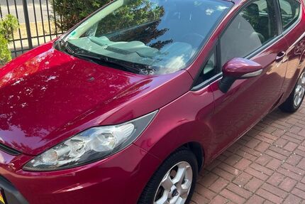 Ford Fiesta 98.000 km 3.400 &euro; Falkensee/Spandau 14612