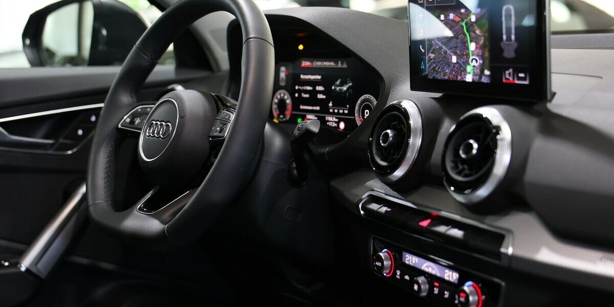 Audi Q2 30 TFSI S-LINE DAYTONA / LED, VC, ACC+LANE 10.000 km 24.992 &euro; Hamm 59077