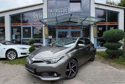 Toyota Auris 98.700 km 9.999 &euro; Rudolstadt 07407