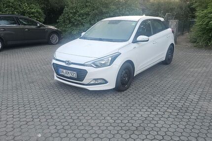 Hyundai i20 70.000 km 9.500 € Neuendettelsau 91564