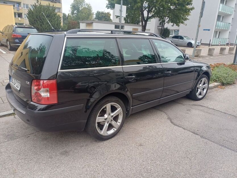 VW Passat Variant 287.000 km 1.201 € Putzbrunn 85640