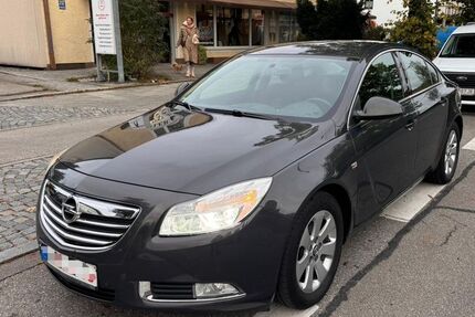 Opel Insignia 327.000 km 2.990 € München 81829