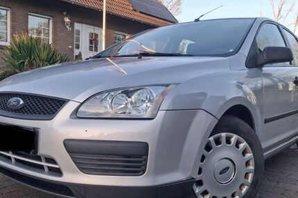 Ford Focus 195.000 km 1.699 &euro; Inden 52459