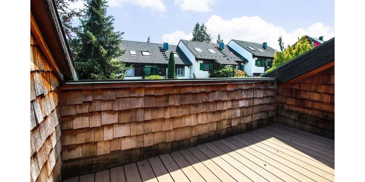 Wunderschöne Dachwohnung mit zwei Dachterrassen & Garage in Niedereschach - Dachgeschoßwohnung Niedereschach | Angebot:26364122