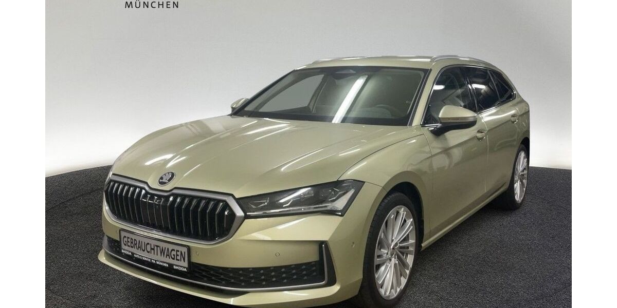 Skoda Superb 7.900 km 34.760 &euro; München 80687