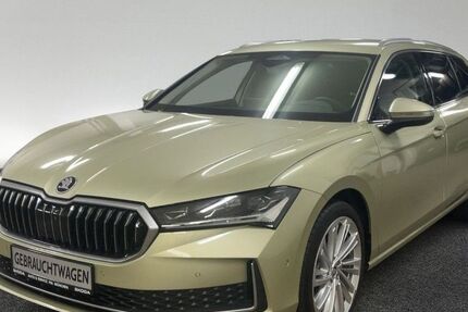 Skoda Superb 7.900 km 35.960 € München 80687