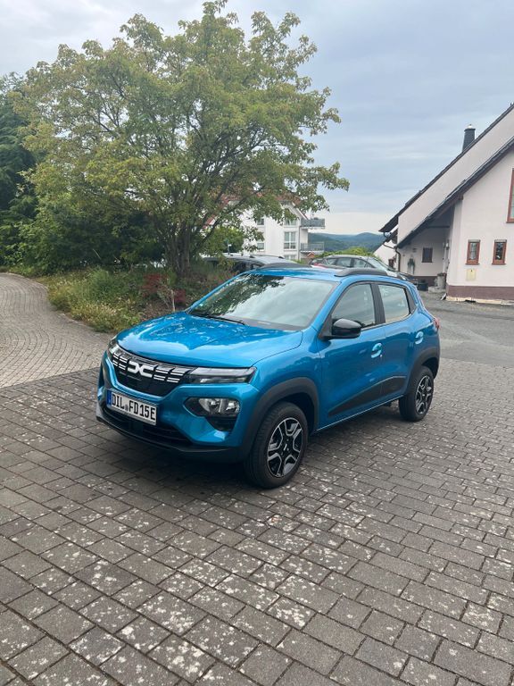 Dacia Spring 27.508 km 10.950 € Dillenburg 35685