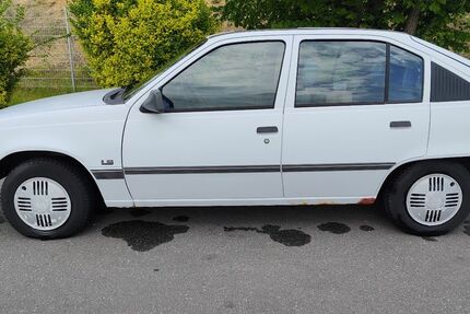 Opel Kadett 117.383 km 1.999 € Groß-Zimmern 64846