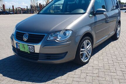 VW Touran 182.000 km 6.900 &euro; Norden 26506
