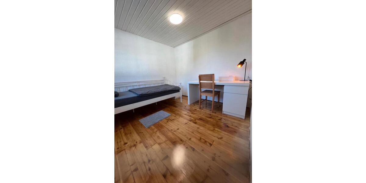 Einfamilienhaus Siegen Kaan-Marienborn - 7 Zimmer, 130 m&sup2;, 1.390&euro; | Angebot:25274630