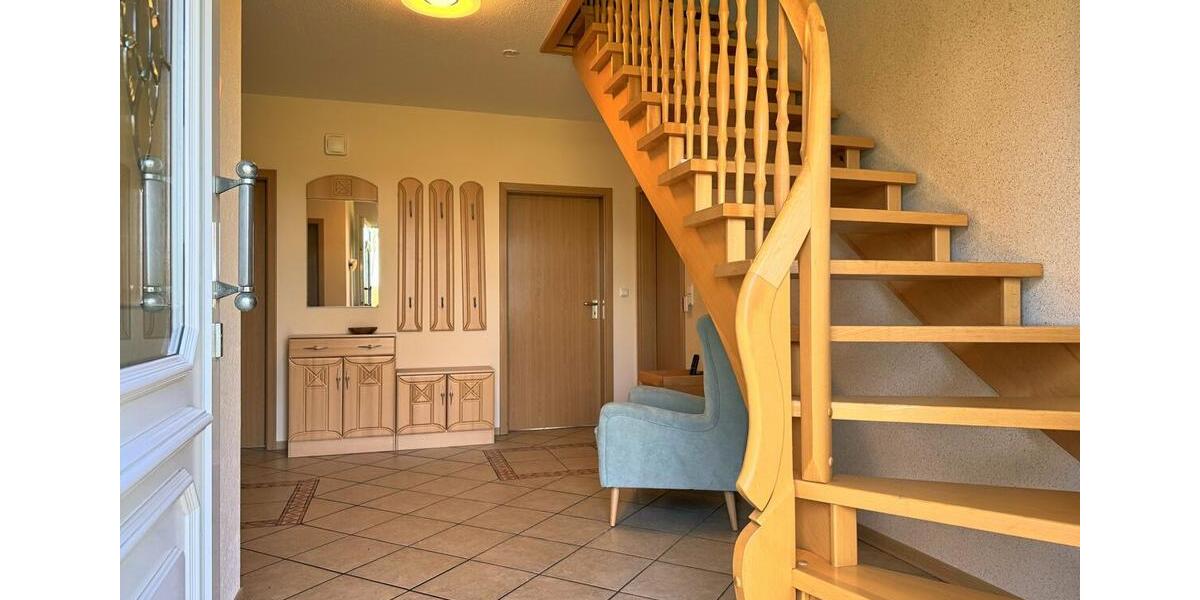 Einfamilienhaus Uplengen - 4 Zimmer, 140 m&sup2;, 1.200&euro; | Angebot:26235096