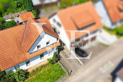 Haus zum Kaufen in Weilheim Teck 340.000 € 190 m² 6 zimmer