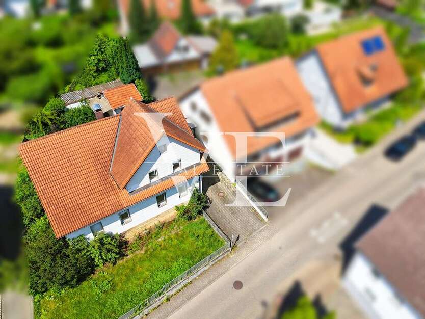 Haus zum Kaufen in Weilheim Teck 340.000 € 190 m² 6 zimmer