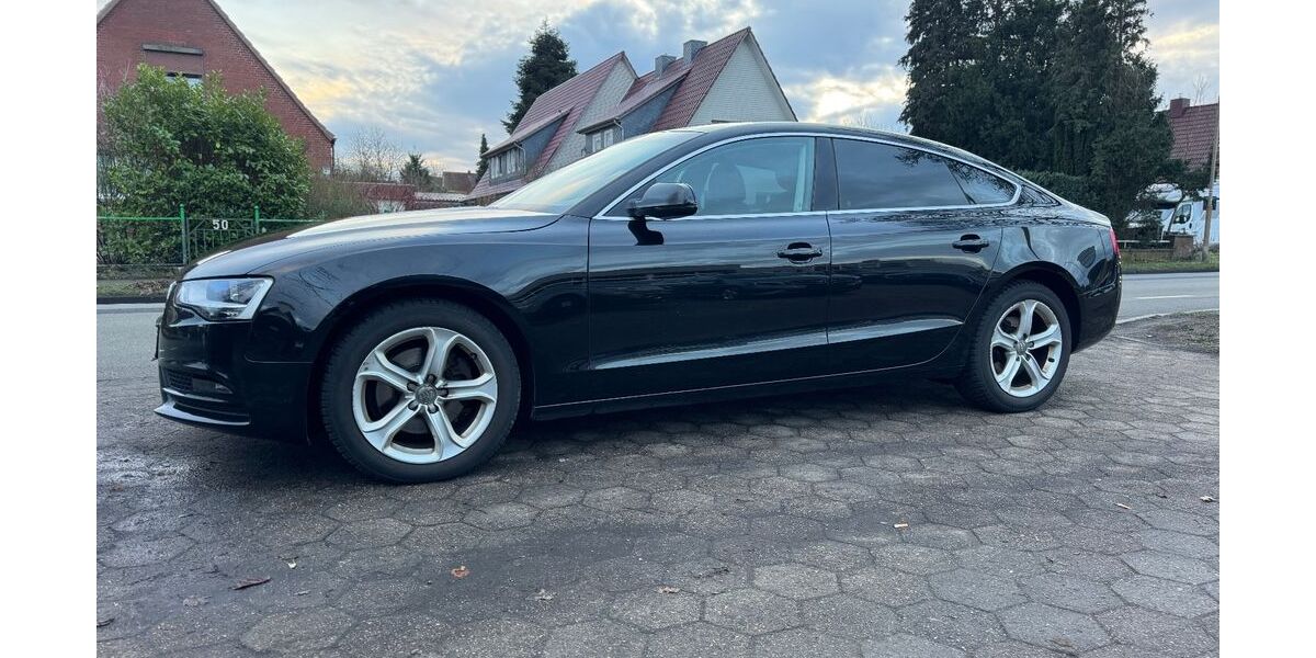 Audi A5 369.000 km 6.300 &euro; Stelle 21435