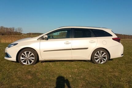 Toyota Auris Touring Sports 165.000 km 9.000 &euro; Kotzen 14715