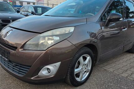 Renault Scenic 262.628 km 2.250 &euro; Rosenheim 83026