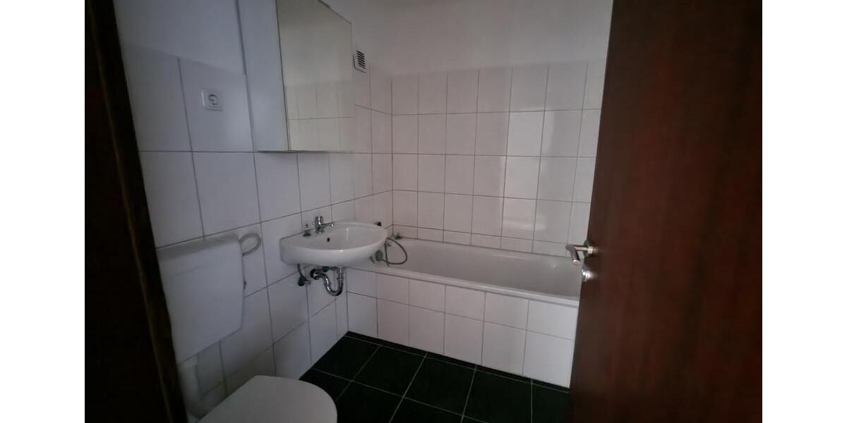Etagenwohnung Düren Mariaweiler-Hoven - 3 Zimmer, 80 m&sup2;, 800&euro; | Angebot:24847220