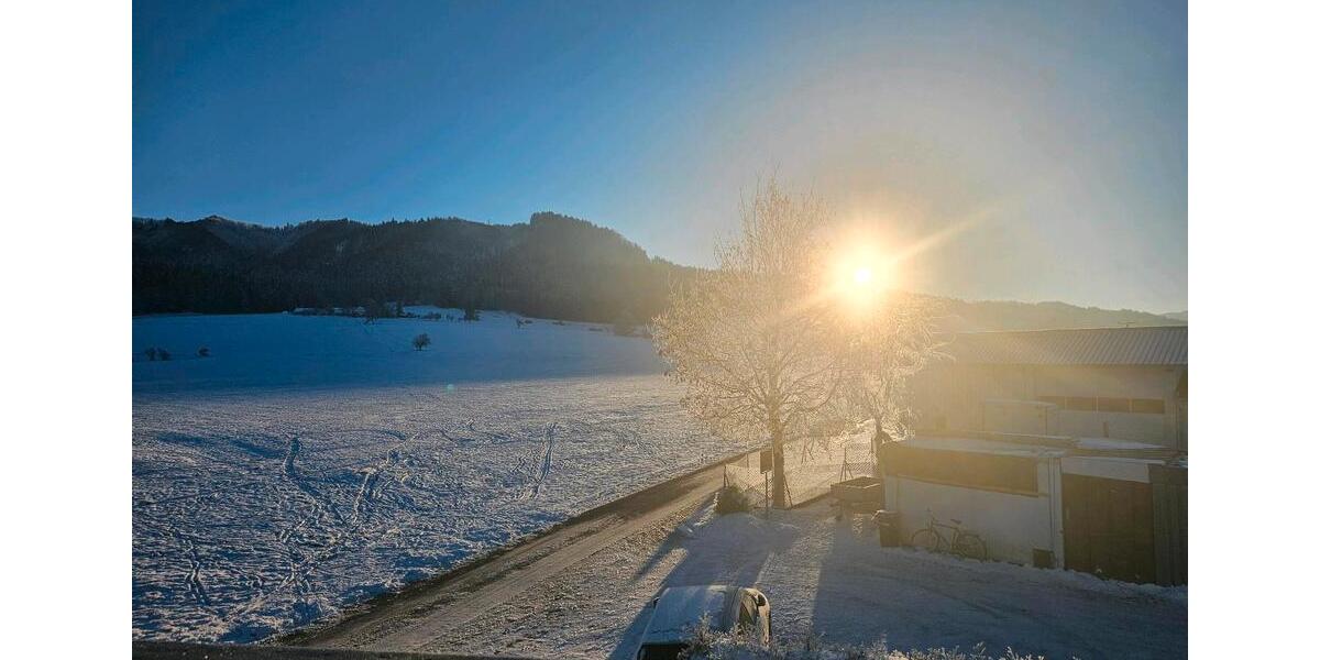 4 Zimmer Wohnung, EBK, Garten, Panoramablick, Provisionsfrei 4 zimmer