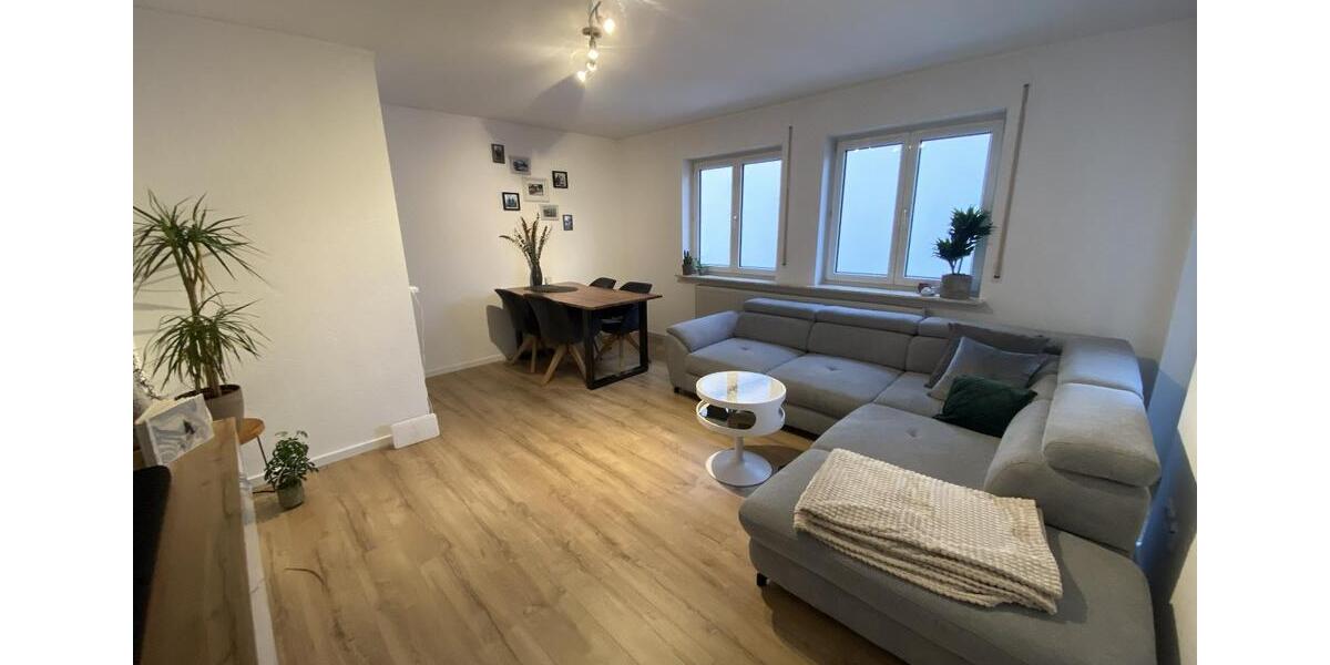 Etagenwohnung Bad Neustadt an der Saale - 3.5 Zimmer, 80 m&sup2;, 725&euro; | Angebot:25931451