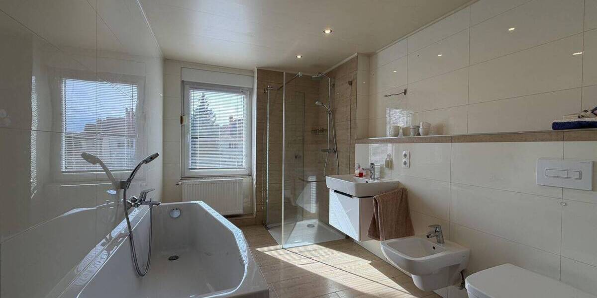 Doppelhaushälfte Leipzig Marienbrunn - 5 Zimmer, 125 m&sup2;, 560.000&euro; | Angebot:26306136