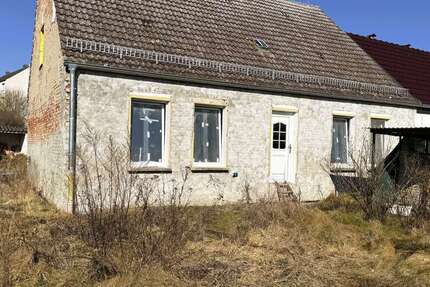 Haus Strasburg (Uckermark) - 3 Zimmer, 94 m&sup2;, 45.000&euro; | Angebot:25806552