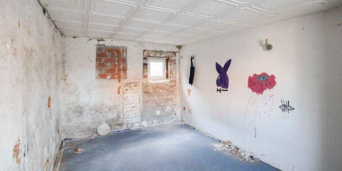 Einfamilienhaus Bad Freienwalde (Oder) Bad Freienwalde - 4 Zimmer, 135 m&sup2;, 79.000&euro; | Angebot:25878839