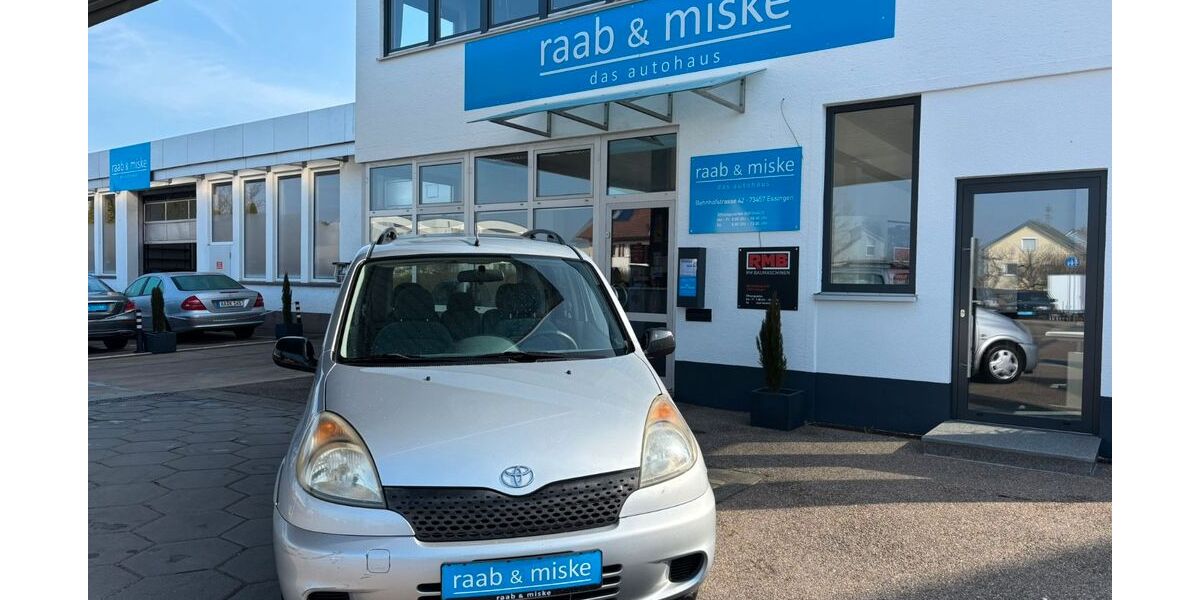 Toyota Yaris 111.900 km 3.790 &euro; Essingen 73457
