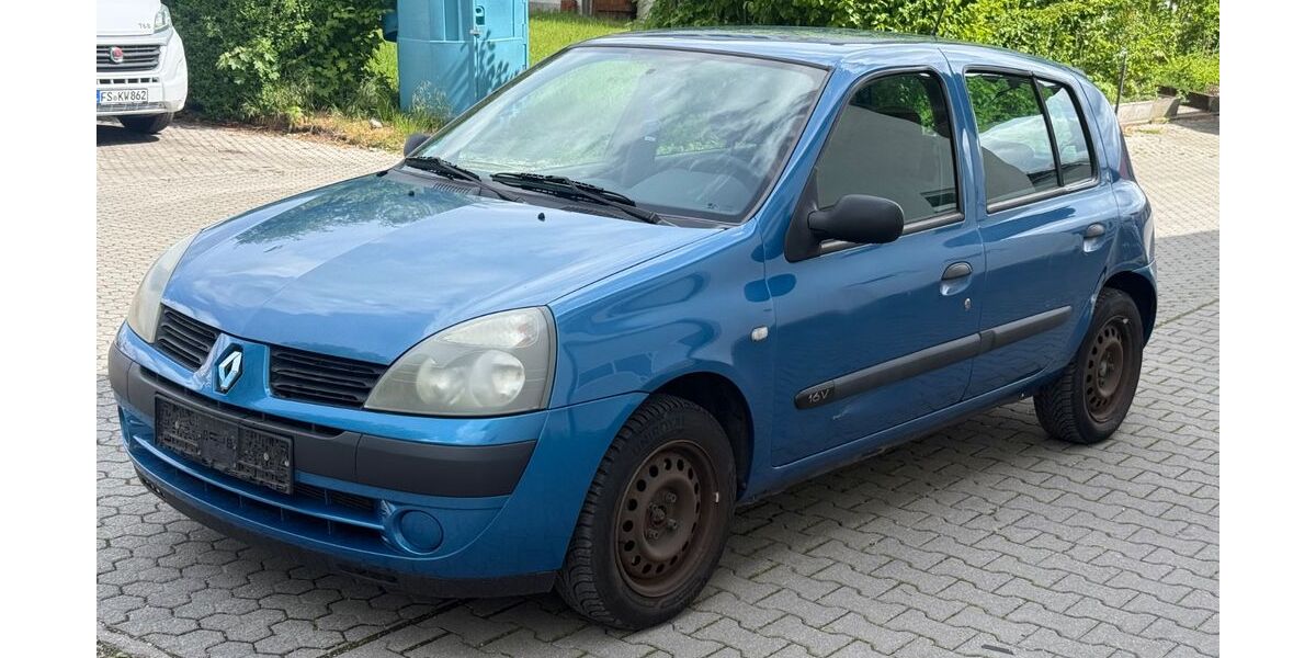 Renault Clio 145.000 km 690 &euro; Eching 85386