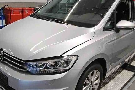 VW Touran 56.990 km 22.840 &euro; Wackersdorf 92442