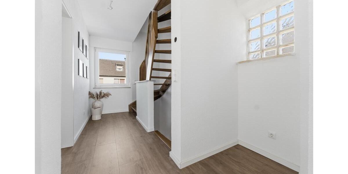 Doppelhaushälfte Baesweiler - 5 Zimmer, 130 m&sup2;, 399.000&euro; | Angebot:27156635